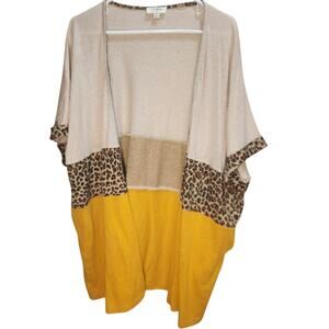 UMGEE animal print open front cardigan size M/L pockets